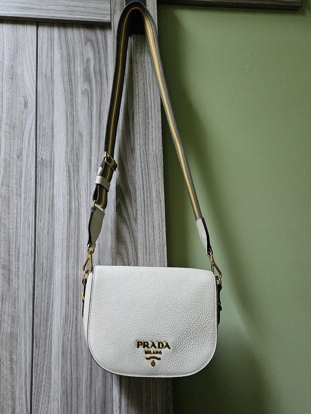 Prada Vitello Daino Crossbody Bag  - Picture 5 of 16